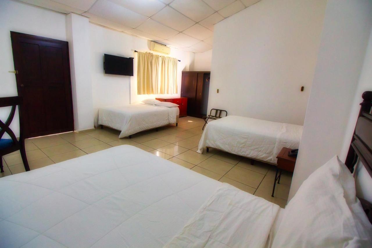 Hotel Santa Elena Antiguo Cuscatlán المظهر الخارجي الصورة