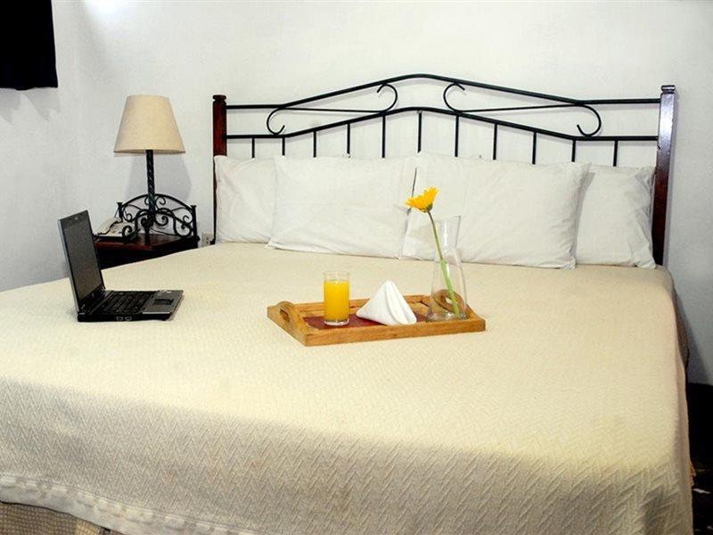 Hotel Santa Elena Antiguo Cuscatlán المظهر الخارجي الصورة