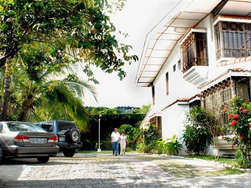 Hotel Santa Elena Antiguo Cuscatlán المظهر الخارجي الصورة