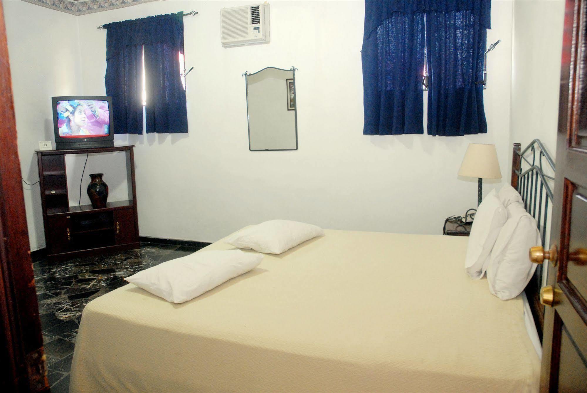 Hotel Santa Elena Antiguo Cuscatlán المظهر الخارجي الصورة