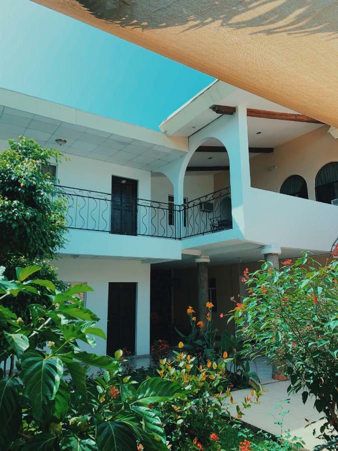 Hotel Santa Elena Antiguo Cuscatlán المظهر الخارجي الصورة